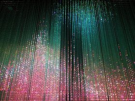 Licht kann sich in einer Millisekunde 300 Kilometer fortbewegen. Licht kann sich in einer Millisekunde 300 Kilometer fortbewegen.