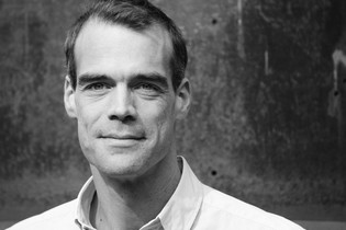 Johannes Gescher ist neuer Professor an der TU-Hamburg und leitet das Institut für Technische Mikrobiologie. Johannes Gescher ist neuer Professor an der TU-Hamburg und leitet das Institut für Technische Mikrobiologie.