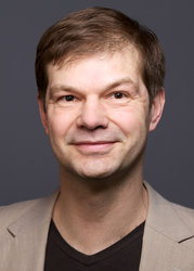 Prof. Dr.-Ing. Mathias Ernst.