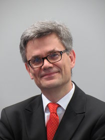 Prof. Dr. sc. techn. Christian Schuster