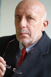 Professor Uwe Neis