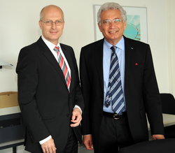 TU-Präsident Garabed Antranikian begrüßt Finanzsenator Dr. Peter Tschentscher 