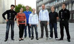 e-gnition Team: vlnr.: Jan Mehnen, Daniela Sanders, Hans Holnb, Martin Schlodinski, Patrik Patolla, Christian Born, Alexander Knittler