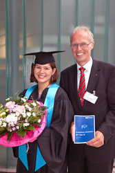 Diana Maria Tafurth Moreno und Prof. Dr.-Ing. Otto von Estorff