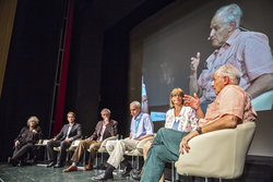Neben Vorträgen, bot die Tagung auch verschiedene Podiumsdiskussionen mit den Nobelpreisträgern zu global relevanten Themen.