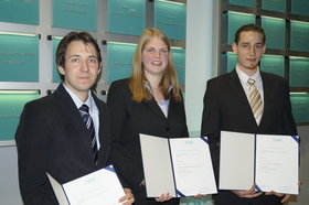 Die drei Preisträger Dr. Grigoriy Quiring, Annika Kruse, Christian Lau (v.l.).