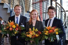 Die Preisträger v. li.: Christoph Wiesbrock (2. Platz), Sophie Laura Müller (1. Platz), Jannik Stamm (2. Platz).