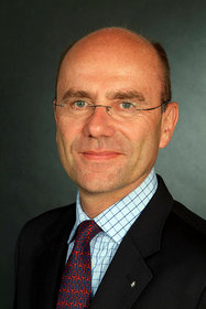 Prof. Dr. oec. publ. Cornelius Herstatt