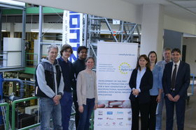 Das Nanohybrid-Team am Institut für Thermische Verfahrenstechnik: (li) Ralf Henneberg, Victor Baudron, Raman Subrahmanyam, Uta Paulsen, Irina Smirnova, Imke Meissner, Thomas Weselmann, Pavel Gurikov.