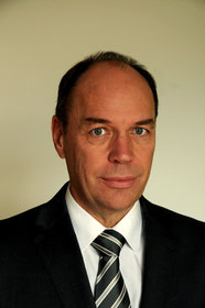 Dr. Lothar Behlau