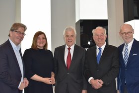 v.l.n.r.: TUHH-Präsident Ed Brinksma, Katharina Fegebank, Frank Horch, Arne Weber und Michael Westhagemann.