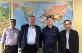 v.l.n.r.: Professor Andreas Liese, Dr. Wilfried Blümke, Dr. Stephan Freyer und Professor An-Ping Zeng.
