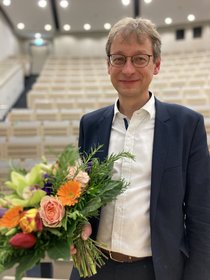 Professor Andreas Timm-Giel freut sich über die Wahl zum Präsidenten der TU Hamburg.