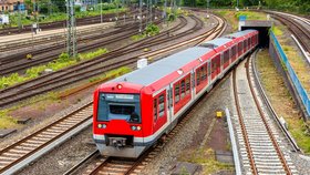 Welche Auswirkungen hat das 9-Euro-Ticket auf die Mobilität von einkommensschwachen Menschen? Daran wird an der TU Hamburg geforscht.